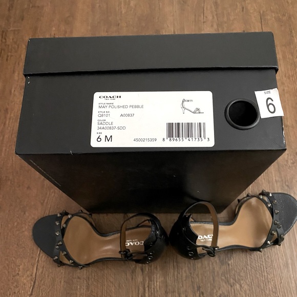 Coach May Polished Pebble 5 1/2 - Picture 8 of 8